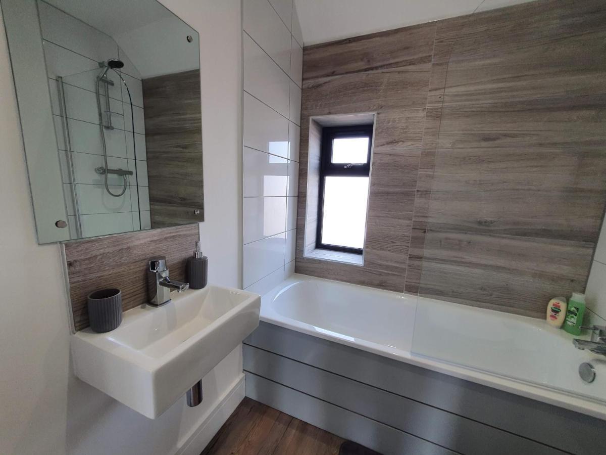 2 Bedroom Apartments In Filton By Cliftonvalley Apartments Bristol Dış mekan fotoğraf